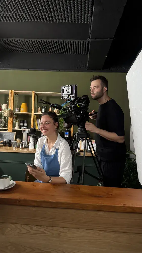 Behind the scenes of the Flowgate shoot at Comuna Studios, photo 2