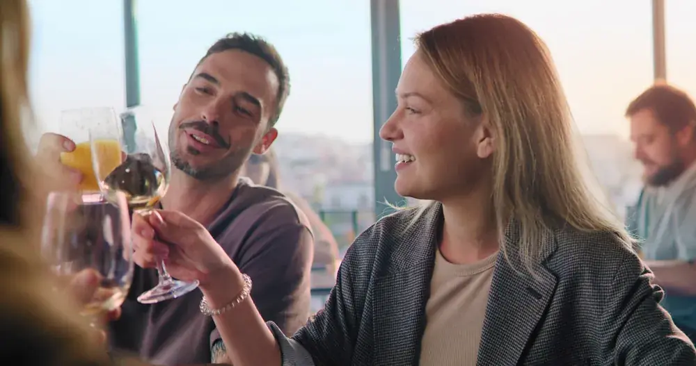 Still 1 from the IVENDPAY commercial explainer