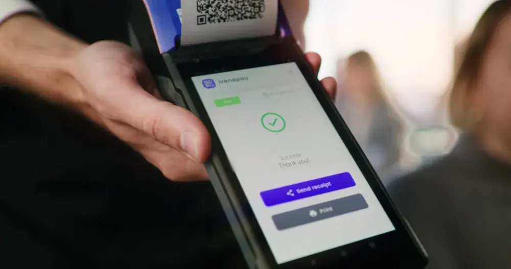 Still 6 from the IVENDPAY commercial explainer