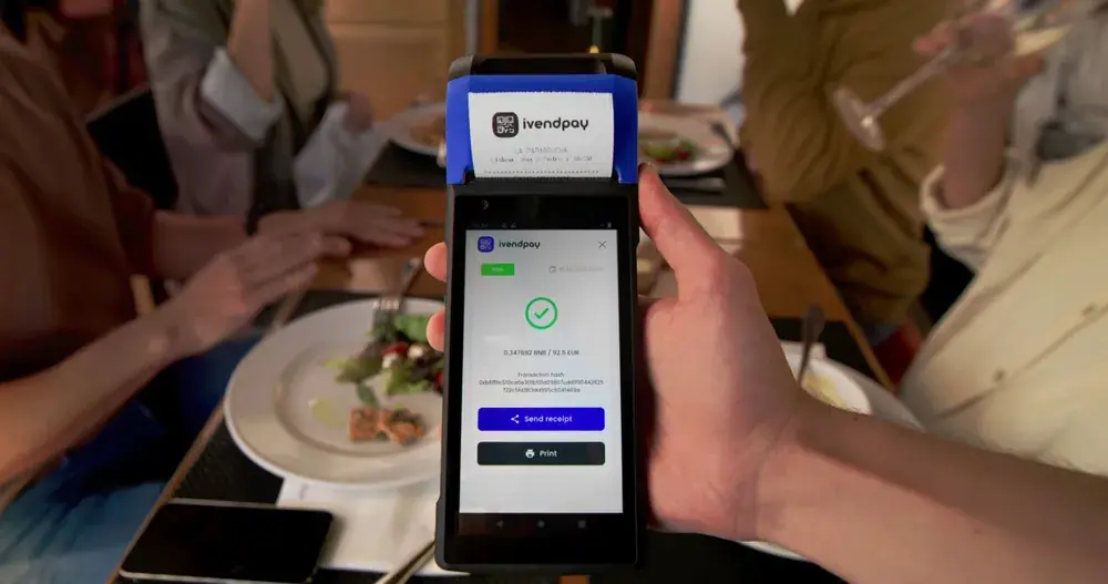 Still 7 from the IVENDPAY commercial explainer