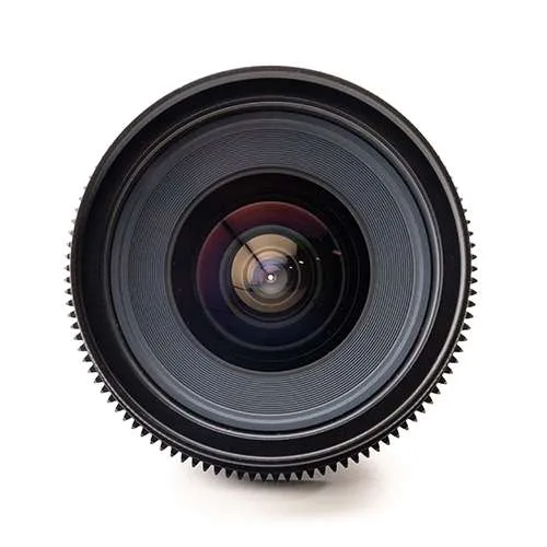 Canon FD EF 20mm f2.8 for rent Lisbon.