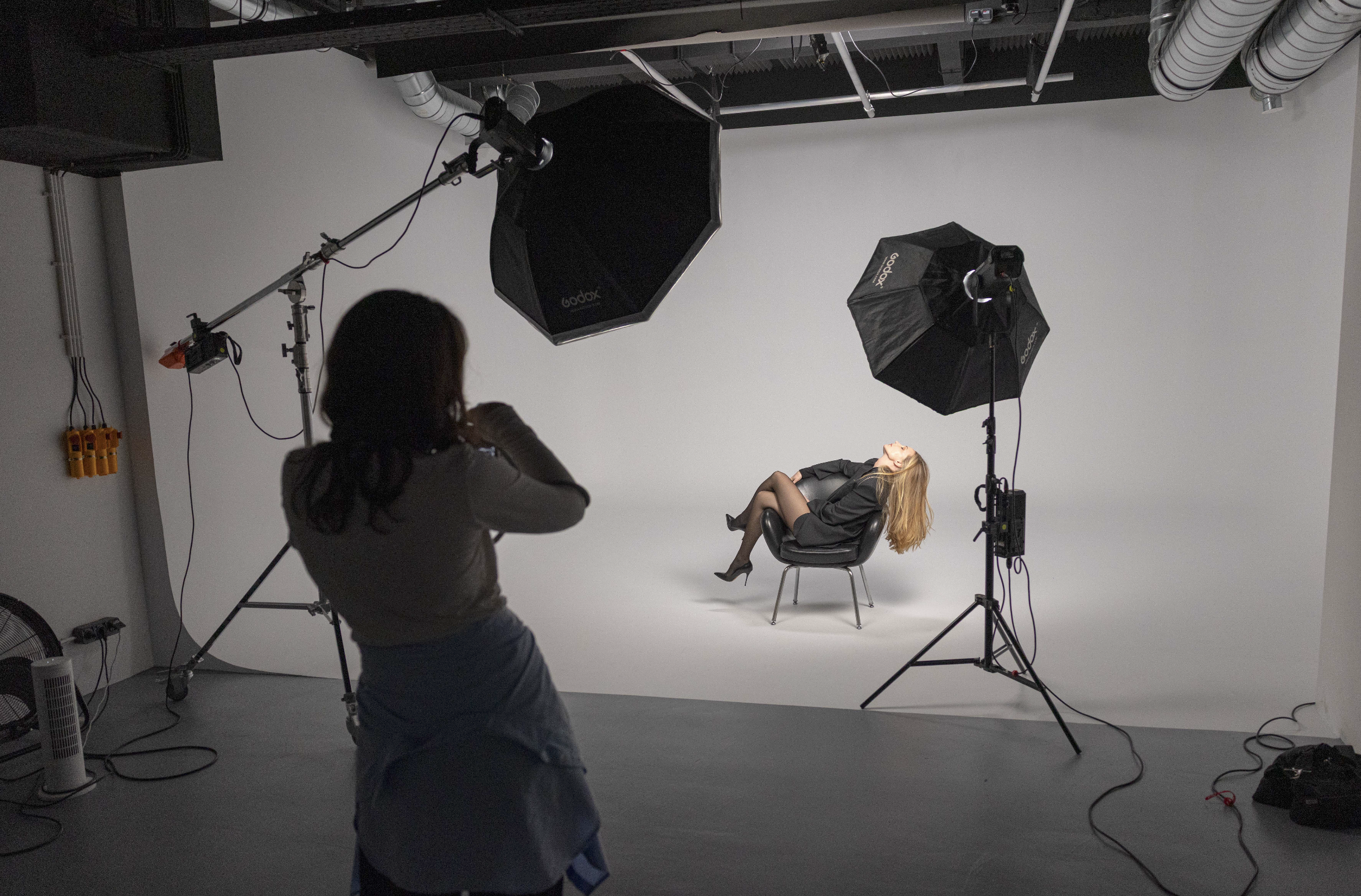 Estúdio cyclorama em Lisboa — bastidores