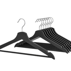 Clothes Hangers / Cabides