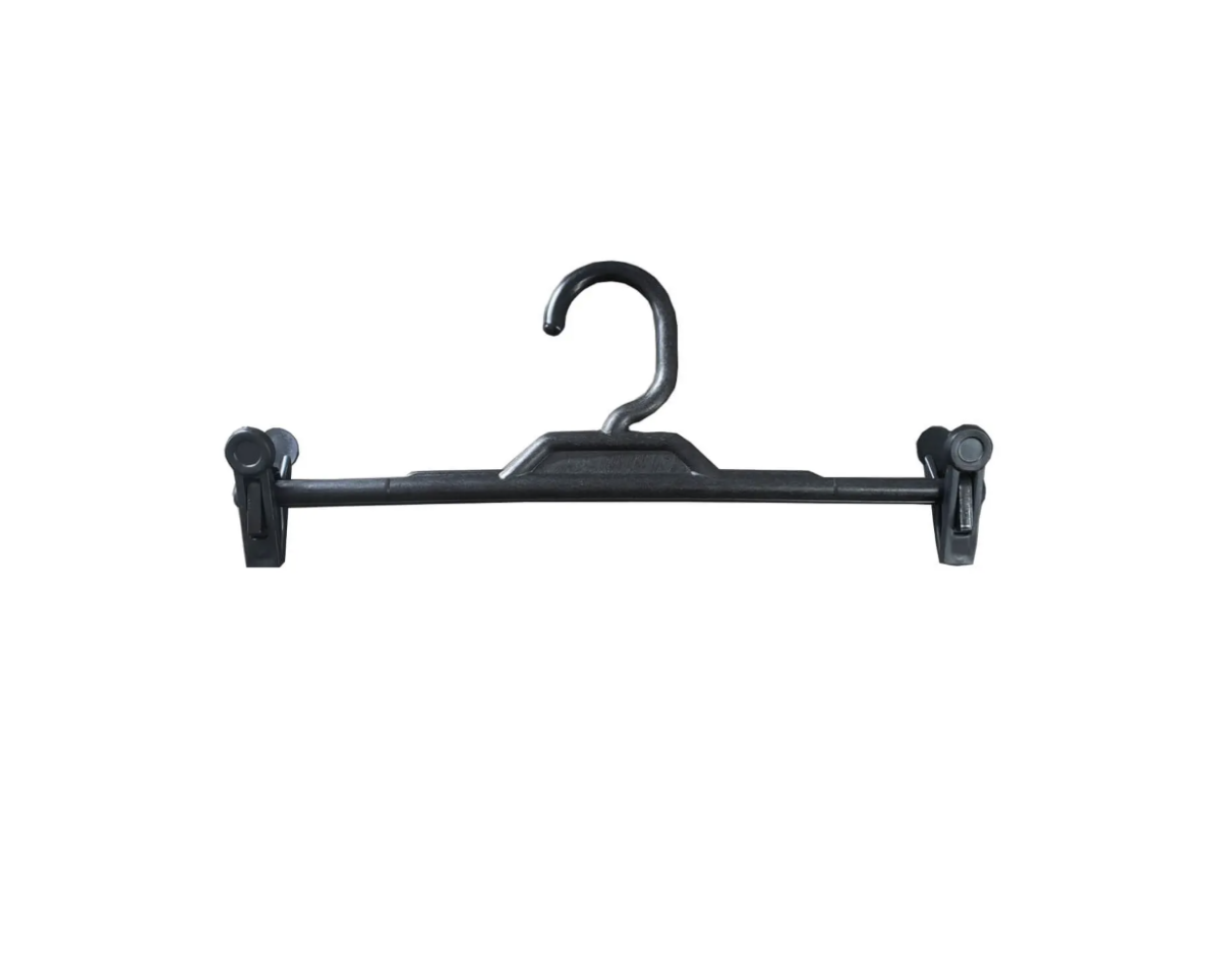 Clothes Hangers with Clips / Cabides com Molas