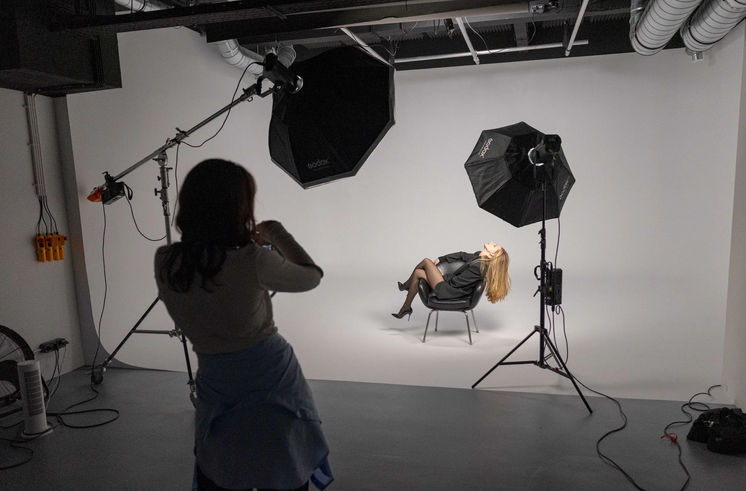 Estúdio cyclorama em Lisboa — bastidores